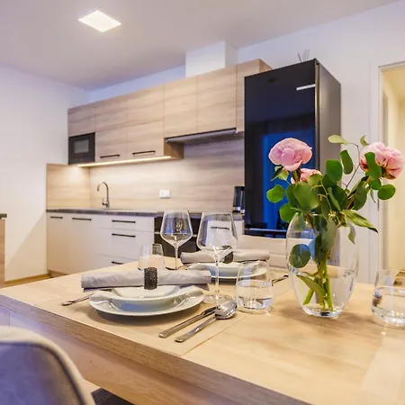 Mia Apartment