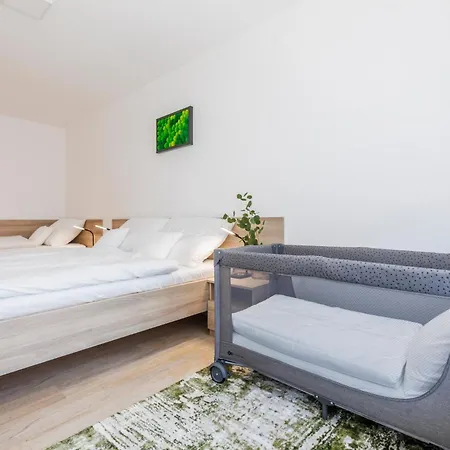 Apartman Mia *